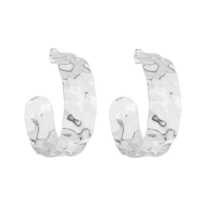 Brinco Meia Argola Martelada Banhado a Ouro 18k