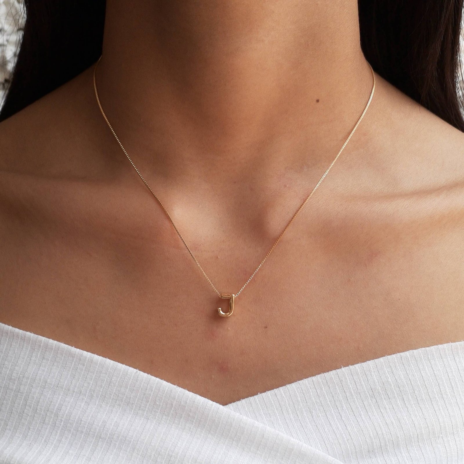 Colar Pingente Letra J Banhado a Ouro 18k