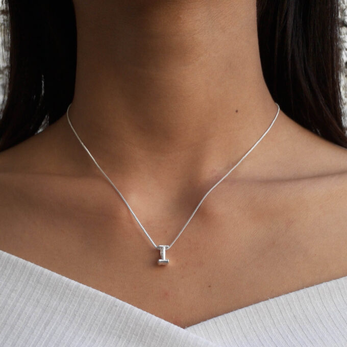 Colar Pingente Letra I Banhado a Ouro 18k