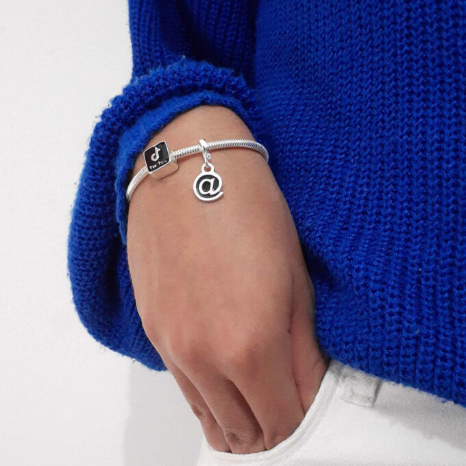 Pulseira TikTok Berloque Banhado a Prata 925
