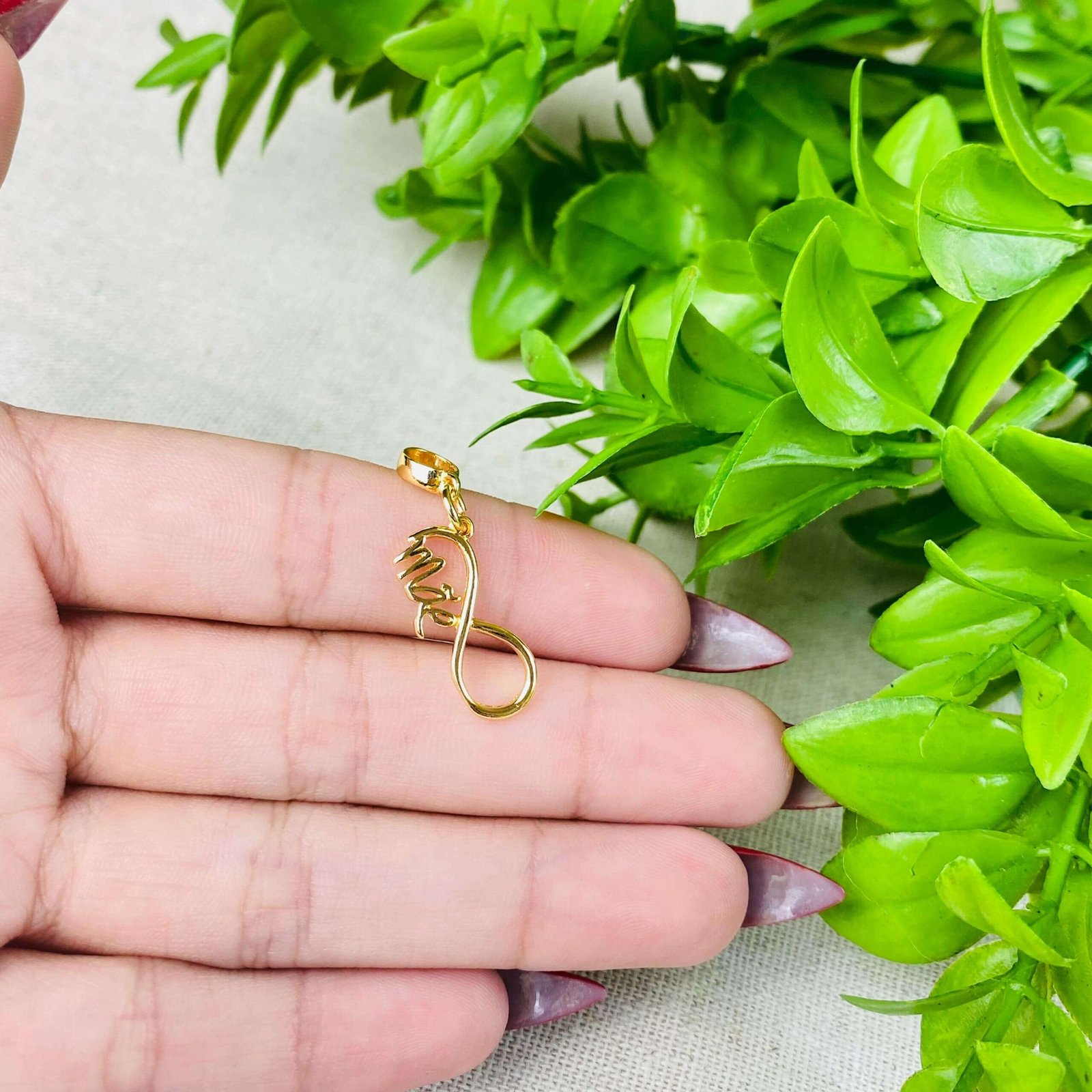 Berloque Símbolo Infinito Mãe Dourado Banhado a Ouro 18k