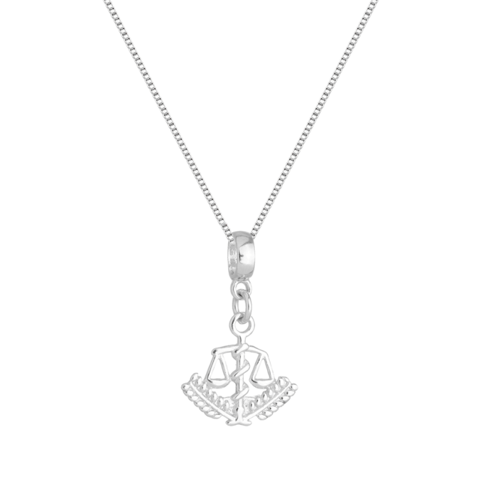 Colar Feminino Pingente Símbolo Nutrição Banhado a Prata 925