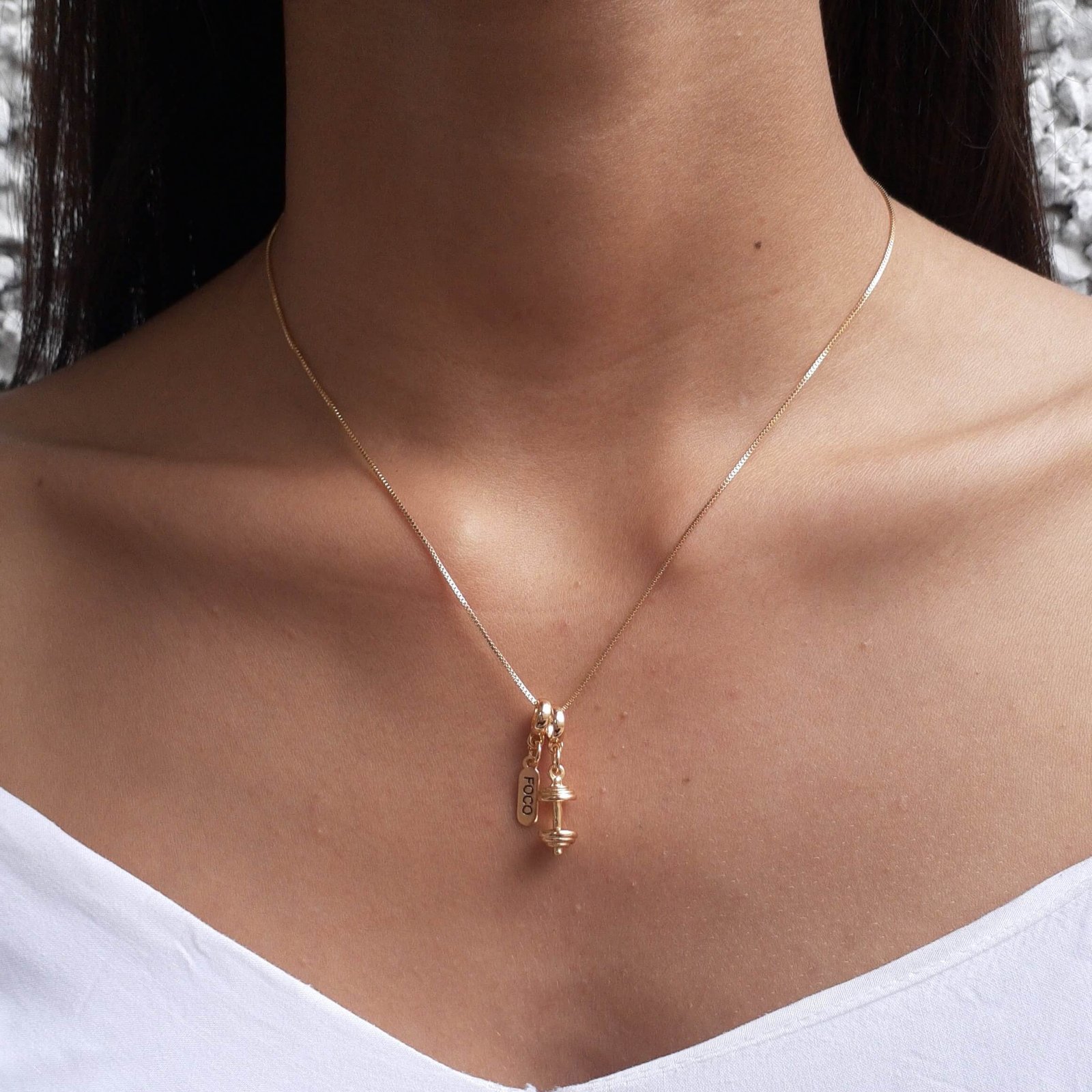 Colar Feminino Pingente Supino Academia Banhado a Ouro 18k